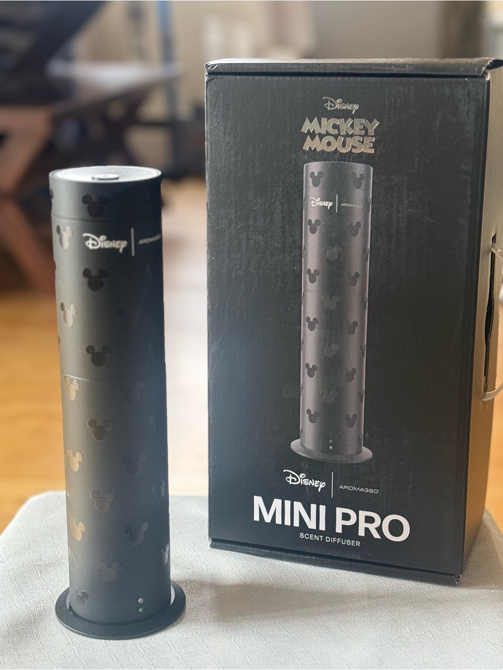 Disney x Aroma360 Mickey Mouse Mini Pro Scent Diffuser Black Complete